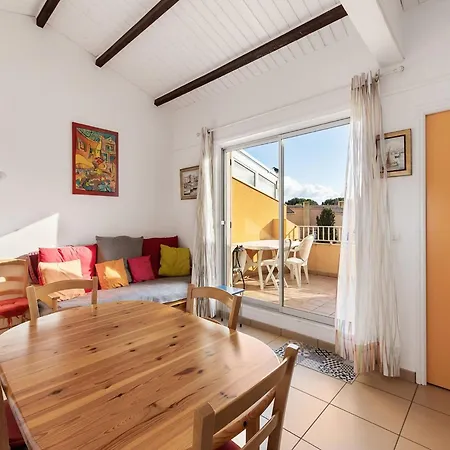 Apartment Modern Seaside In Agde